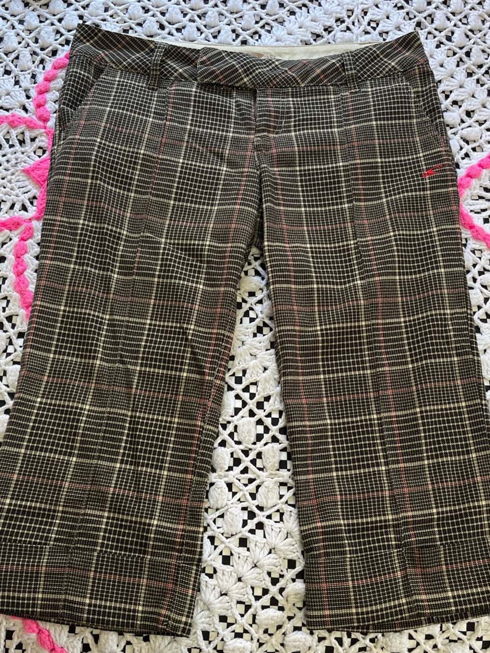 O'Neill Brown Plaid Capris with Pink Accents